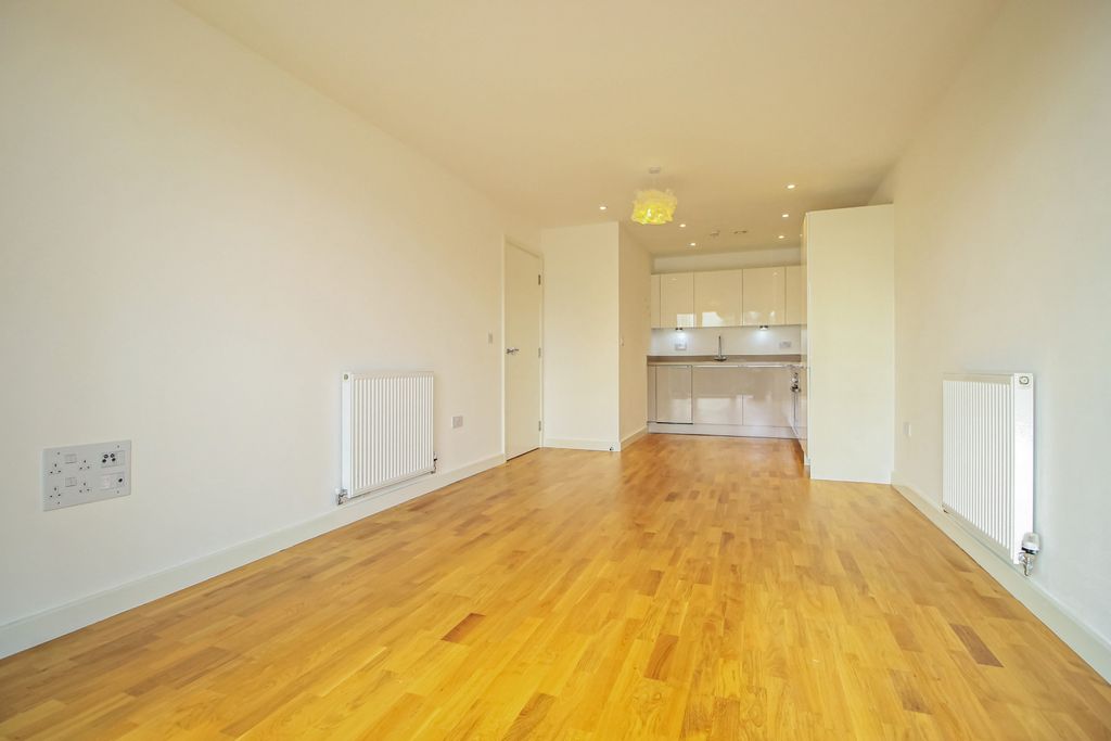 Property photo 2 of 12 Gallery
