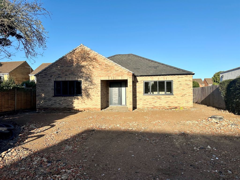 Property photo 1 of 3