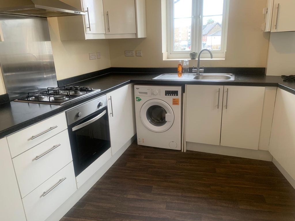 Property photo 2 of 4