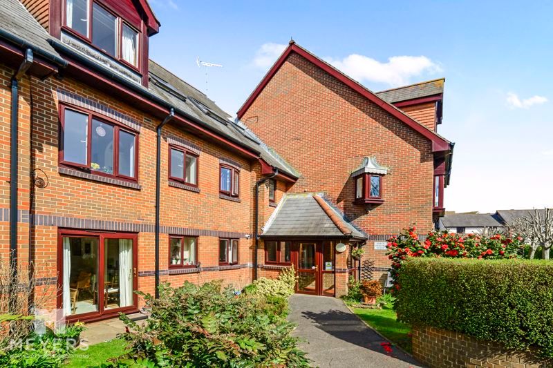 Property photo 1 of 6 Front