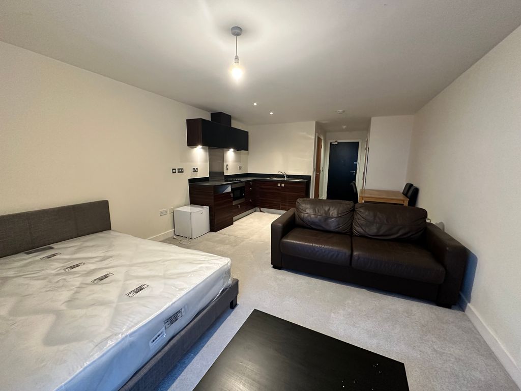 Property photo 2 of 13