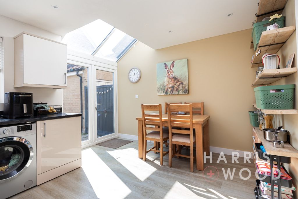 Property photo 2 of 19 4057134