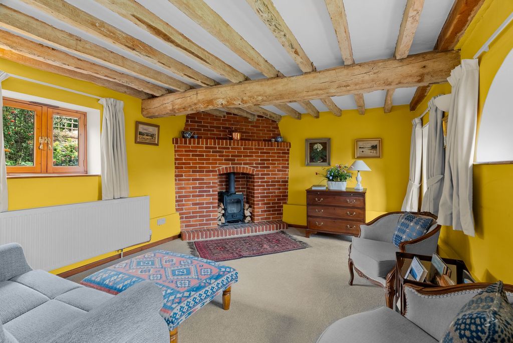 Property photo 2 of 24