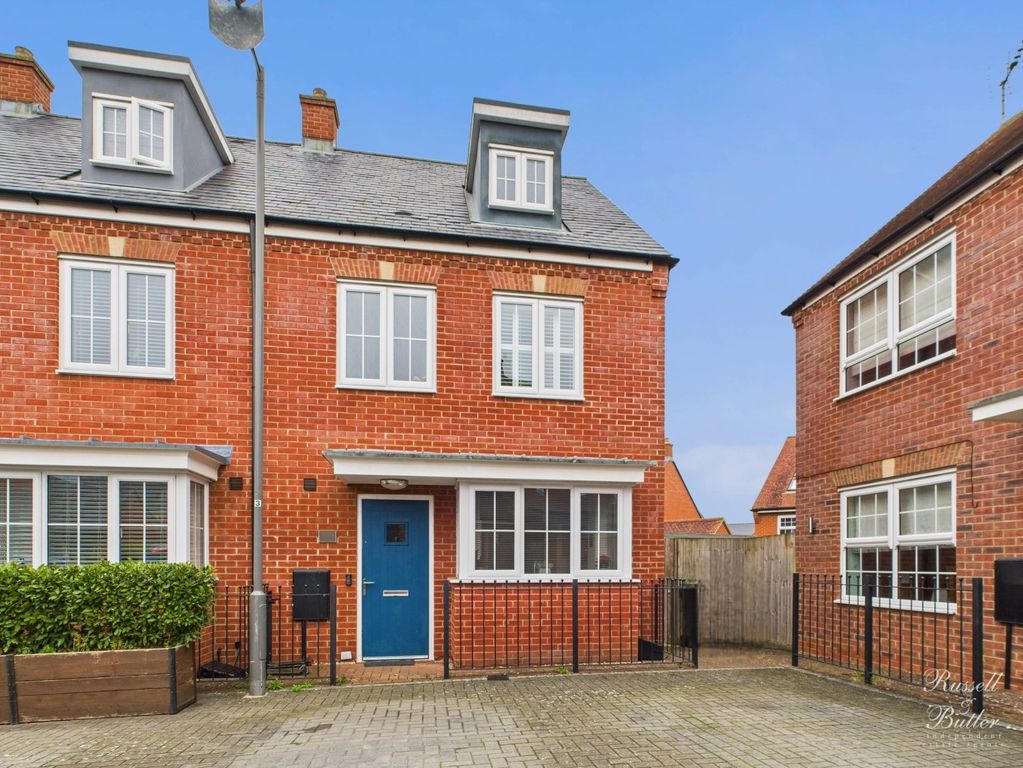 Property photo 1 of 26 19 Turnside Street Front Image