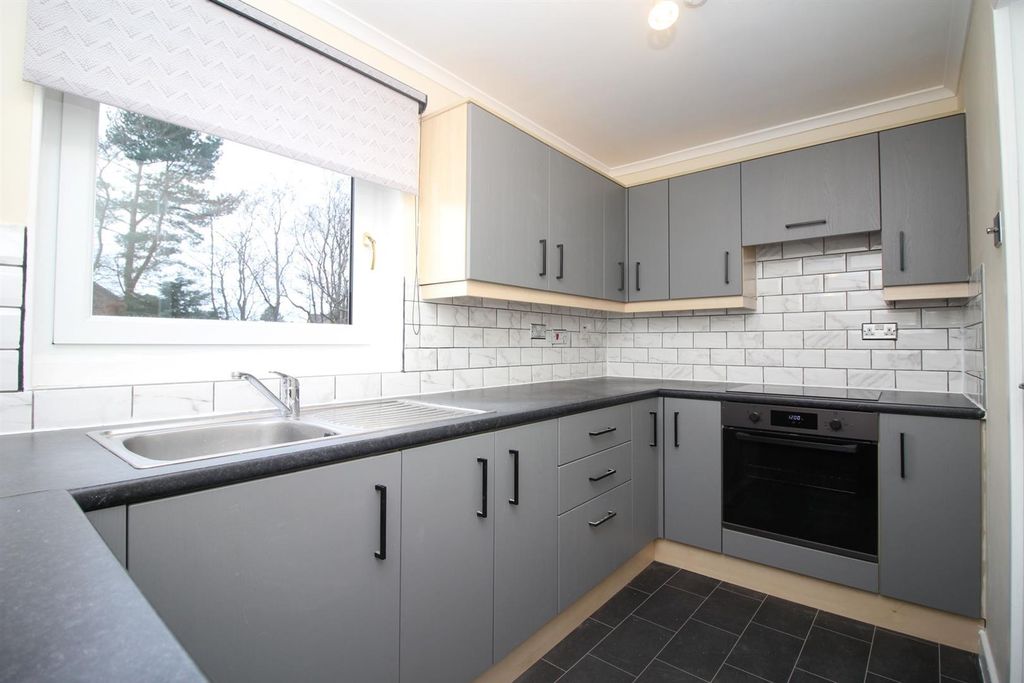 Property photo 3 of 17 5.Jpg