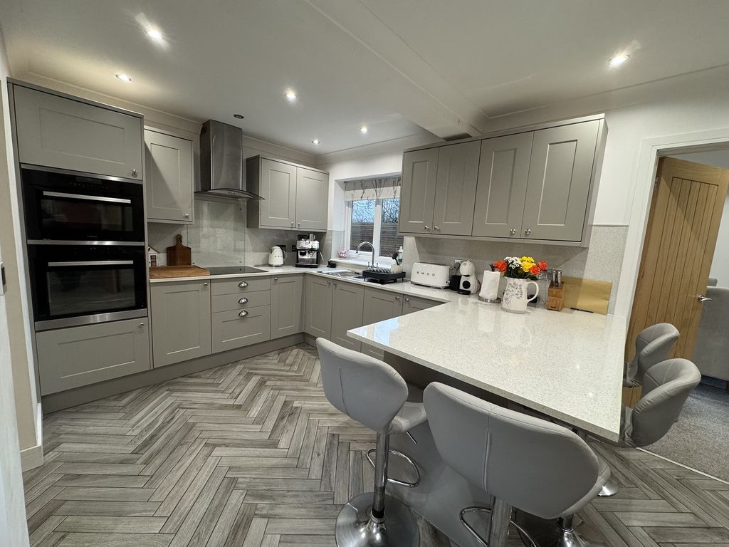 Property photo 3 of 19 Not Specified