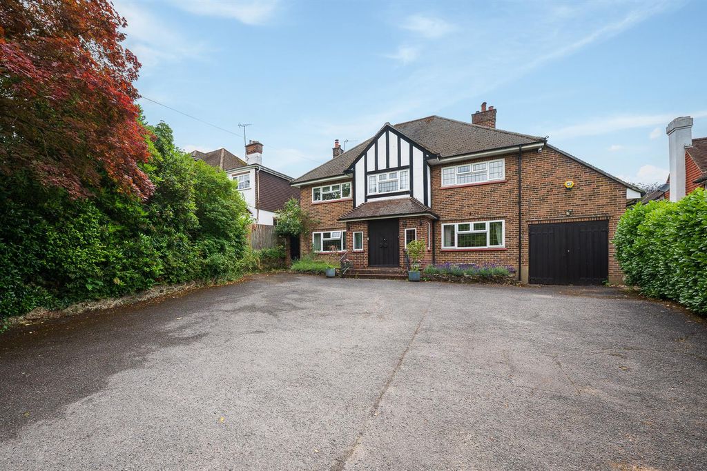 Property photo 1 of 23
