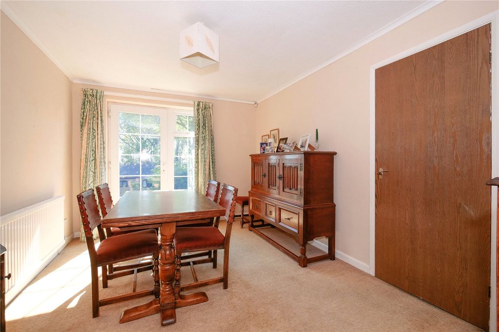 Property photo 3 of 27 Picture No. 03