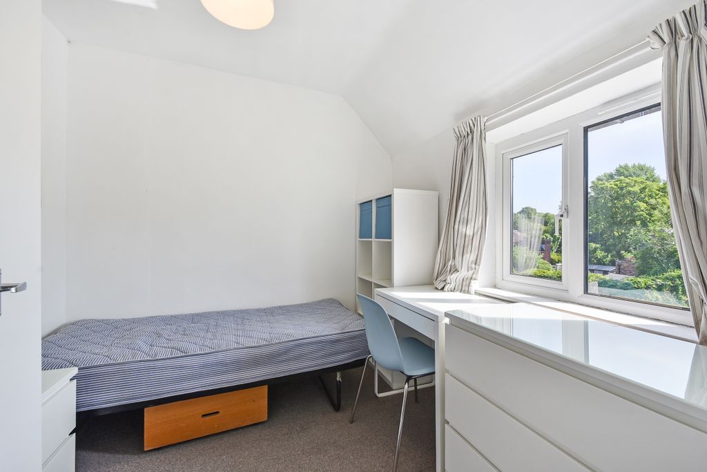 Property photo 1 of 15 Ph11_6058314