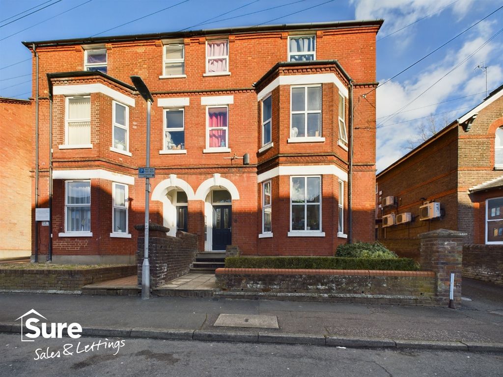 Property photo 1 of 1 763940