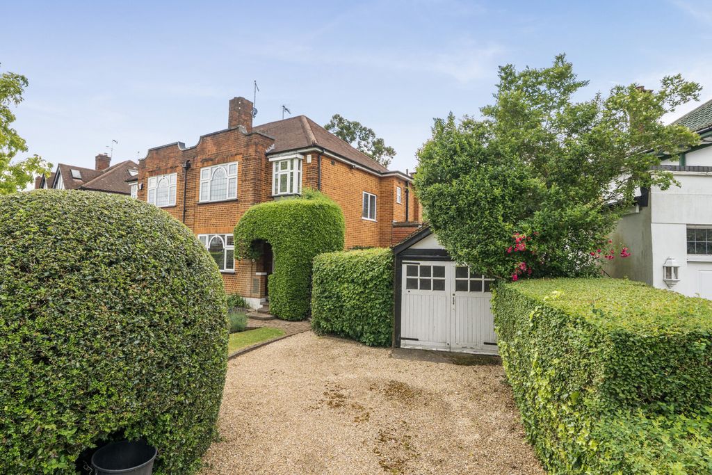 Property photo 1 of 21 1470532-1-6A214c2...