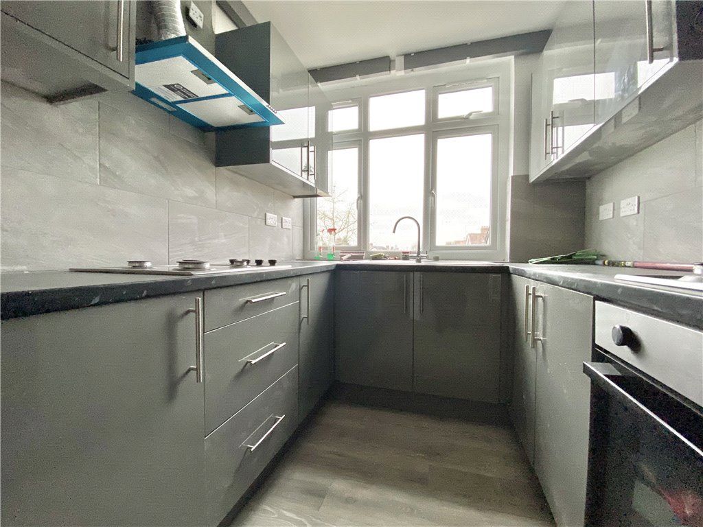 Property photo 3 of 5 Kitchen