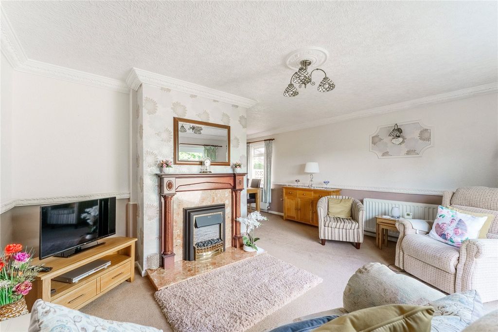 Property photo 3 of 33 Picture No. 43