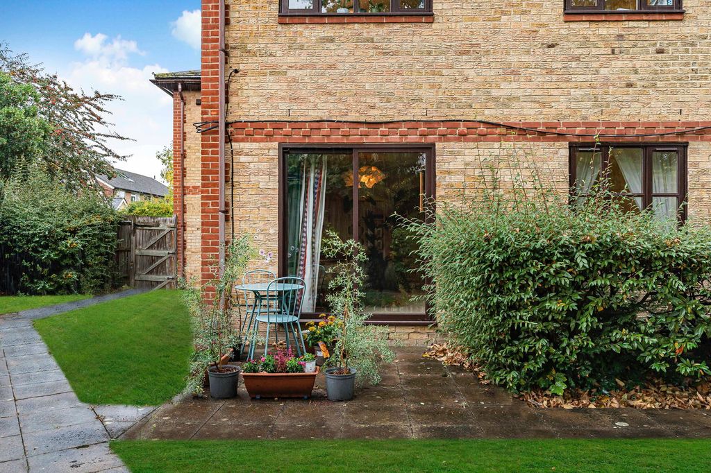 Property photo 3 of 14