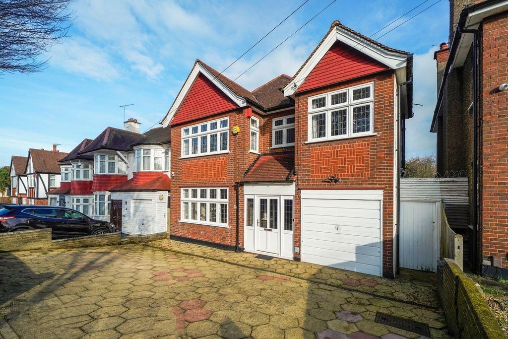 Property photo 1 of 14 Front.Jpg