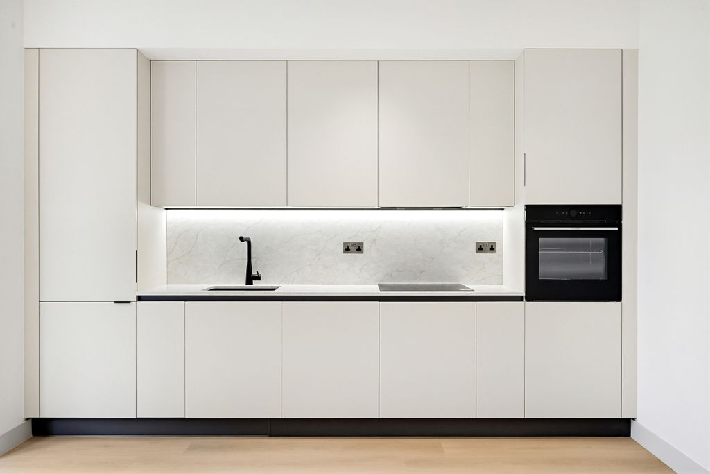 Property photo 1 of 13 Kitchen