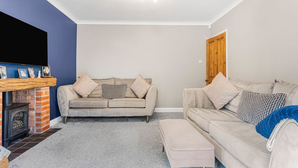 Property photo 3 of 29