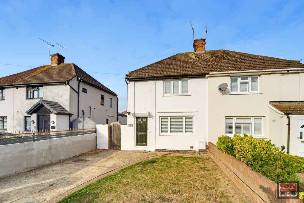 Property photo 1 of 12 Dsc03969