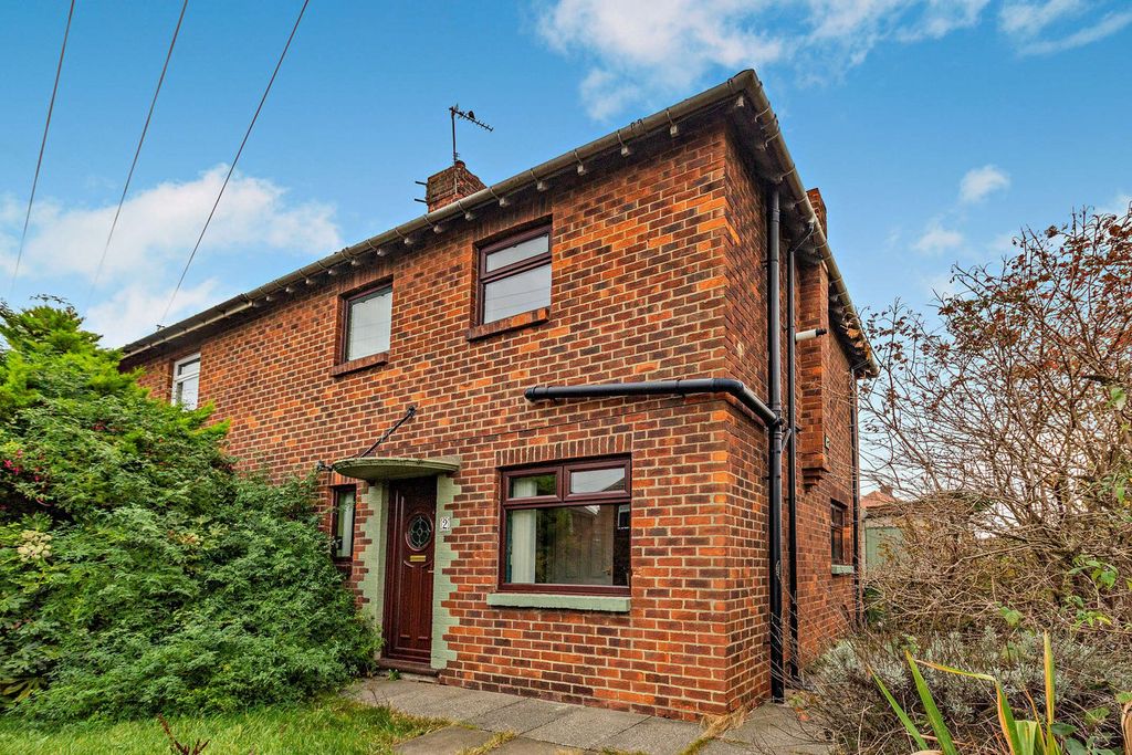 Property photo 1 of 28