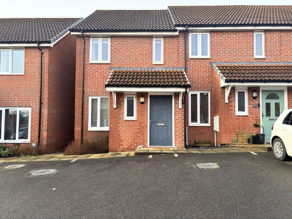 Property photo 1 of 15 External