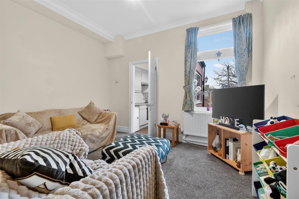 Property photo 2 of 17 Dsc_7111.Jpg