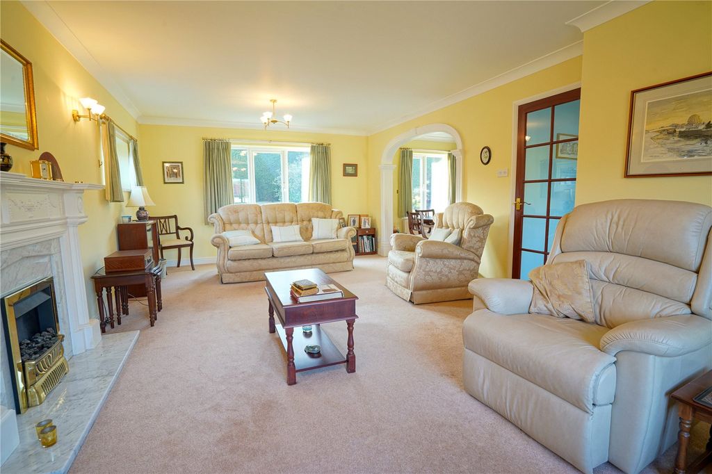 Property photo 2 of 11 Picture No. 02