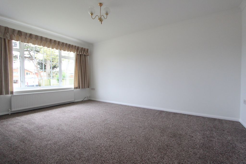 Property photo 2 of 10 Photo 17