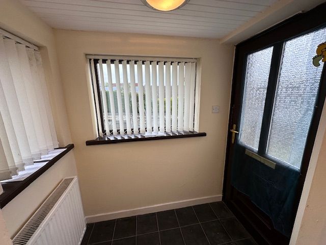 Property photo 2 of 9 Entrance Hall