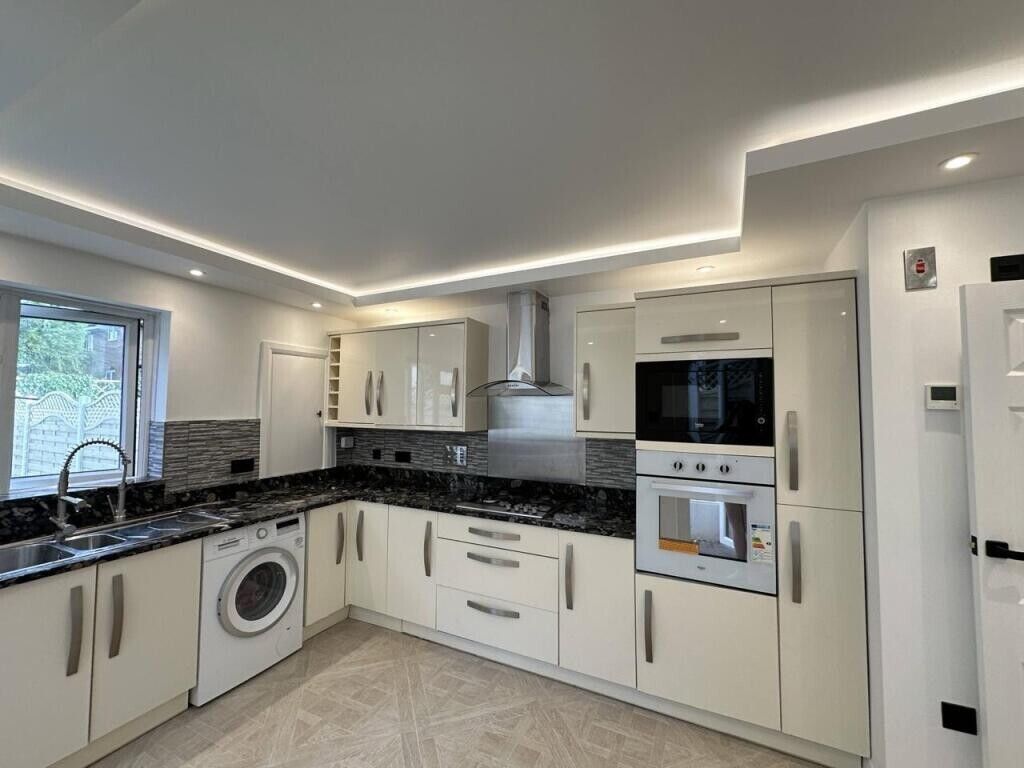 Property photo 1 of 13 285254_46B730c1-c70c