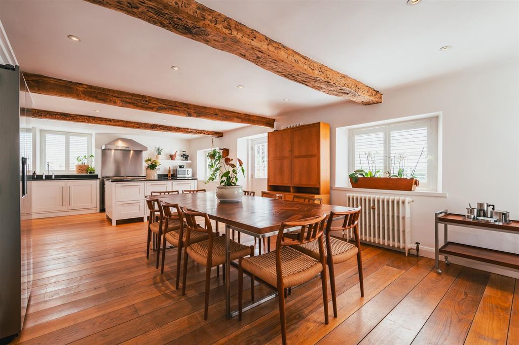 Property photo 2 of 51 Dining Kitchen