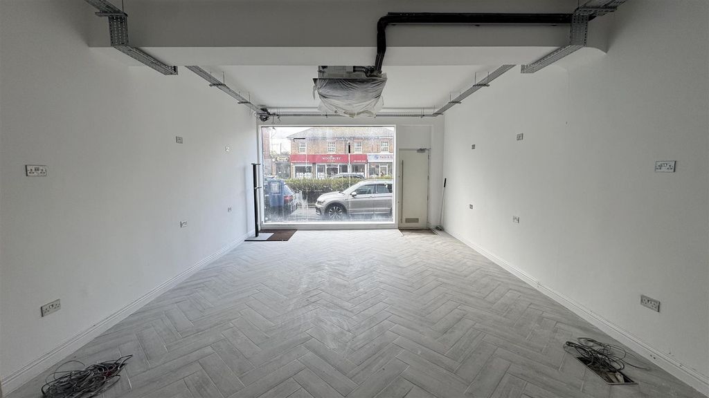 Property photo 2 of 8 20251023_134922274_Ios.Jpg