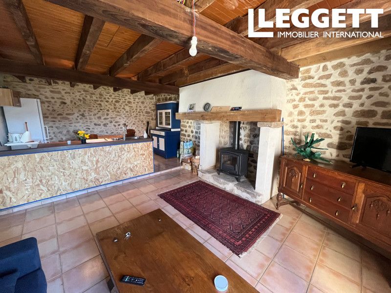 Property photo 3 of 10