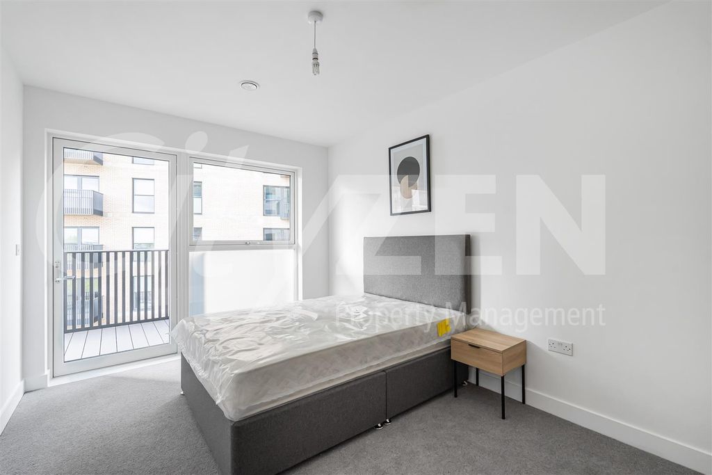 Property photo 3 of 22 Bedroom