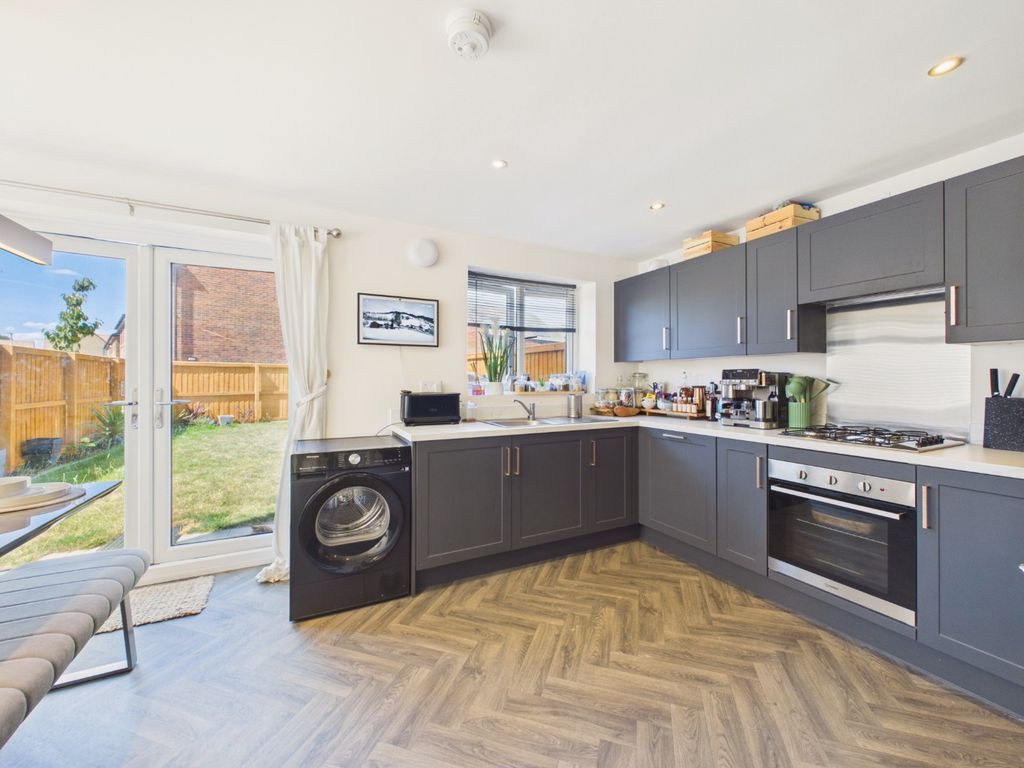 Property photo 3 of 26 5354974
