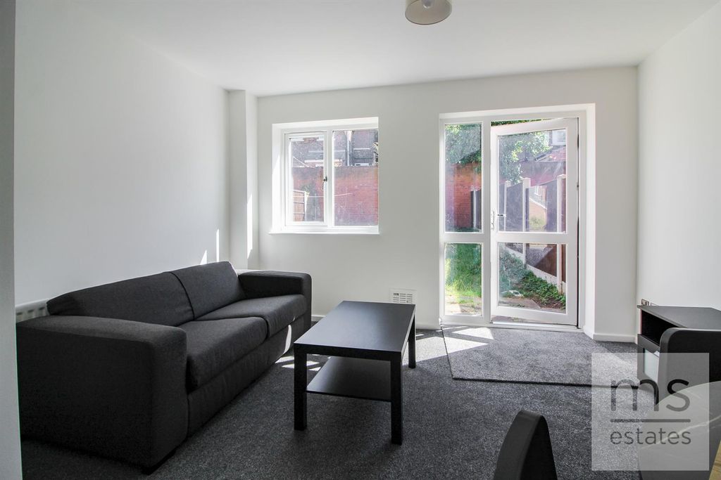 Property photo 3 of 13 Img_8282.Jpg