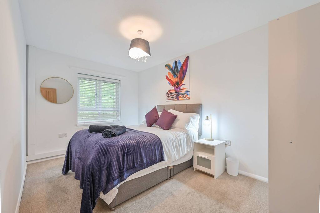 Additional image 8 of 2 bed flat to rentRaphael Drive, Watford WD24