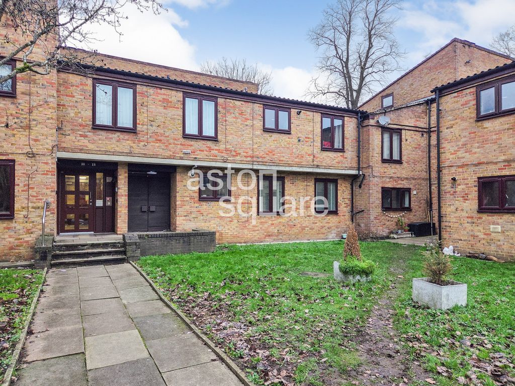 Property photo 3 of 6