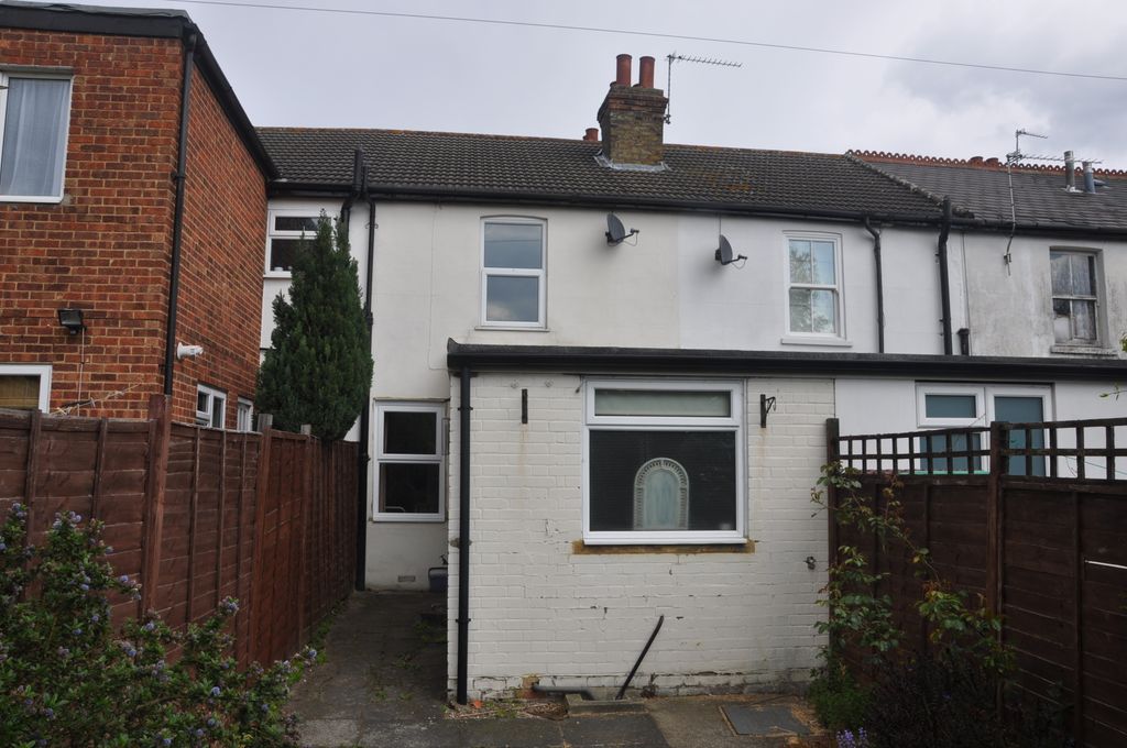 Property photo 3 of 9