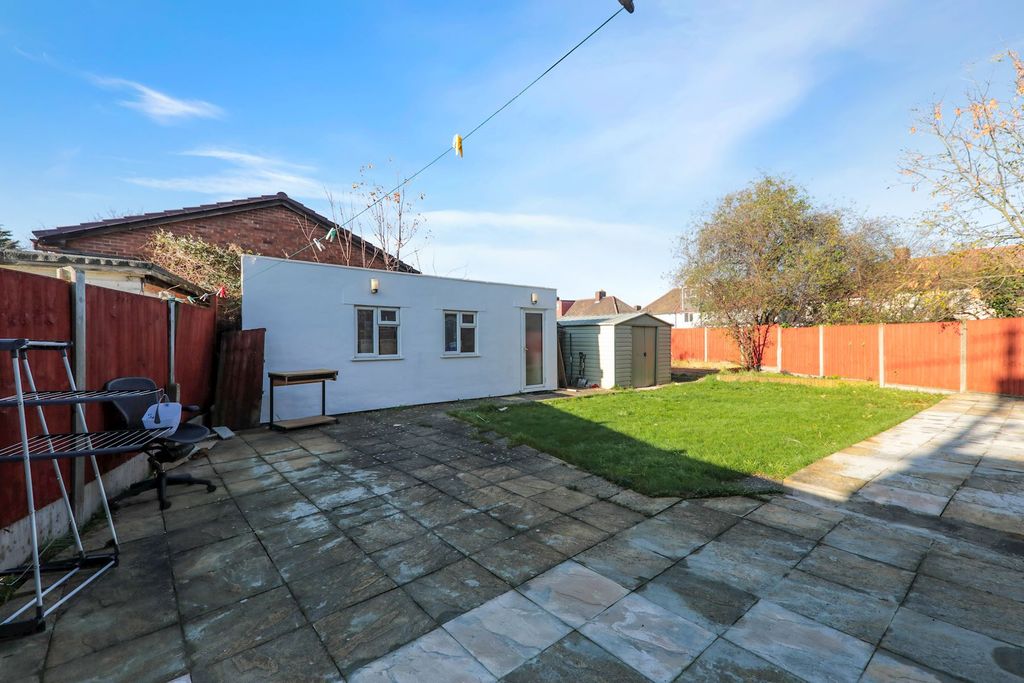 Property photo 3 of 22 Private Rear Garden