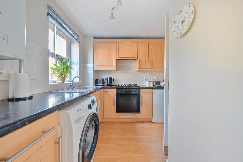 Property photo 3 of 22 Kitchen