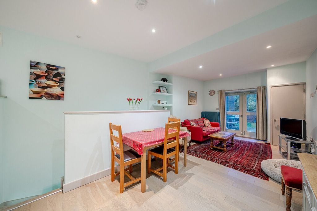 Property photo 1 of 10 Picture No. 16