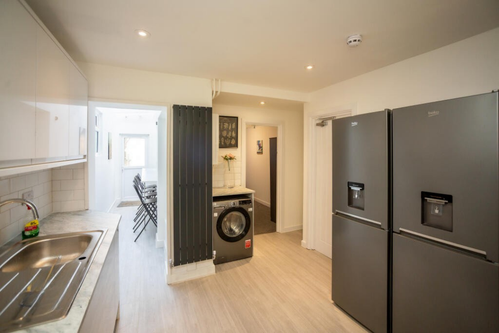 Property photo 3 of 11 Untitled Design (4)