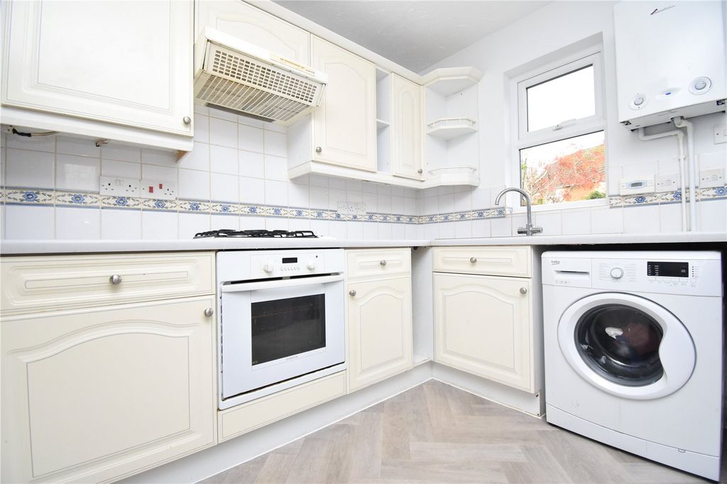 Property photo 3 of 11 Picture No. 09