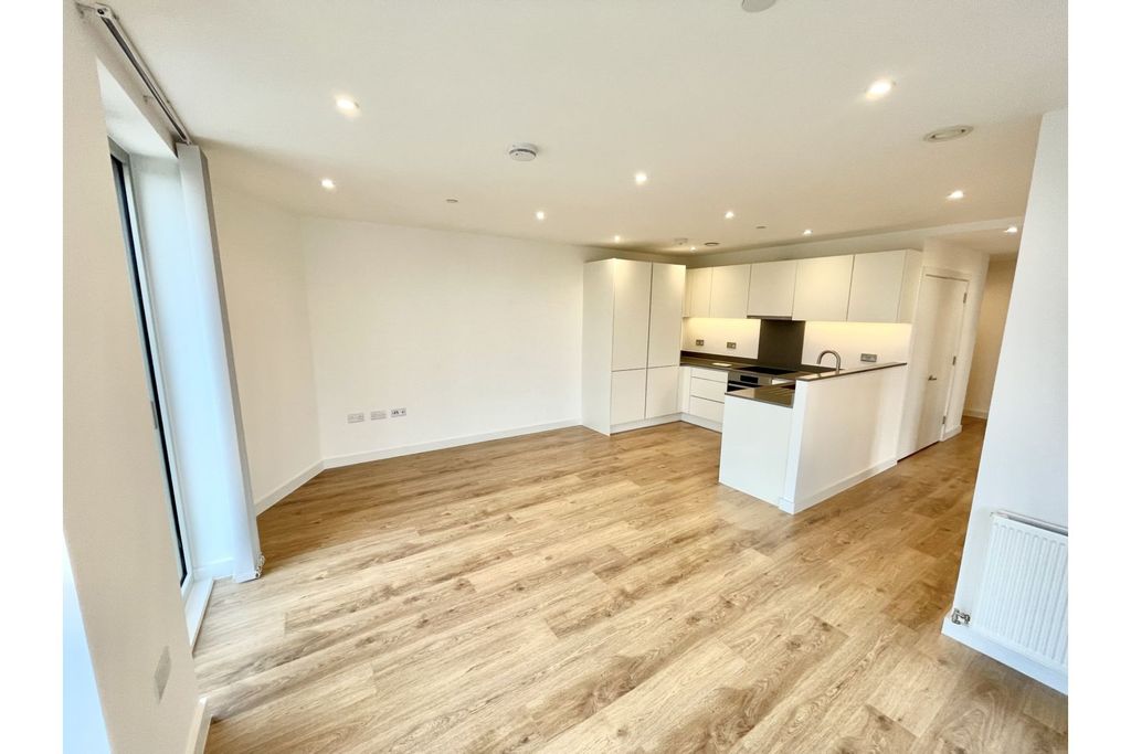 Property photo 2 of 21 Open Plan Living