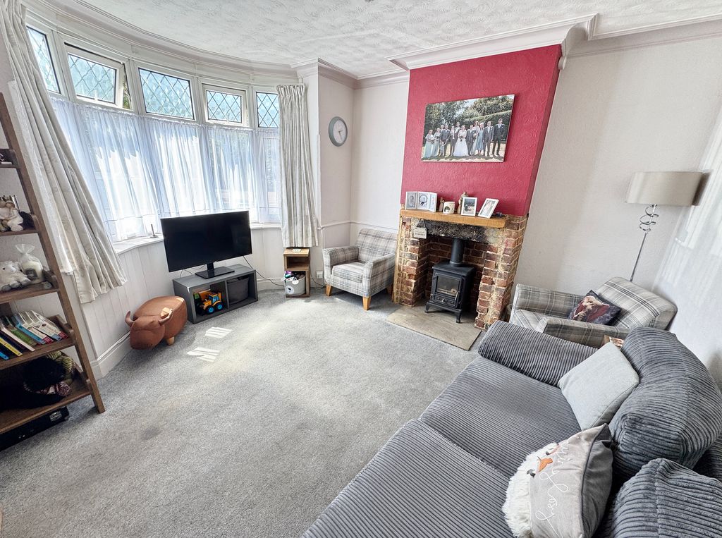 Property photo 2 of 16