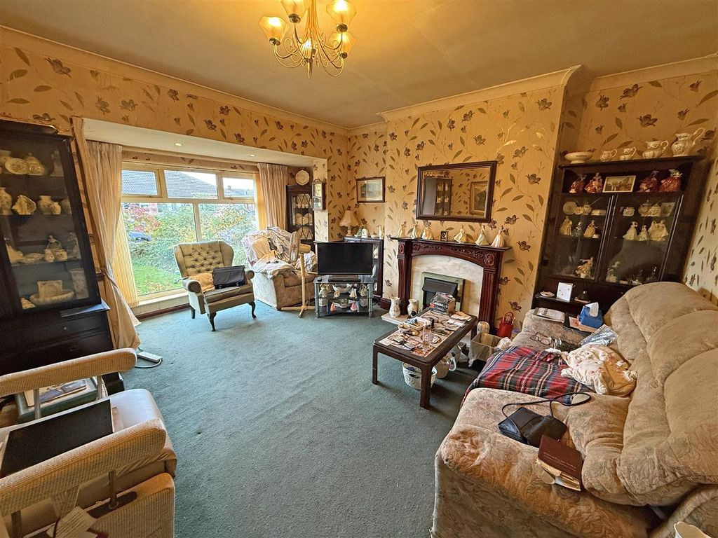 Property photo 2 of 9 Living Room.Jpg