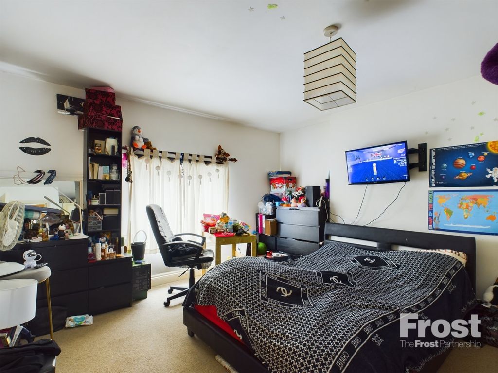 Property photo 2 of 5 Picture No. 05