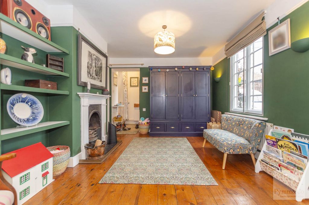 Property photo 3 of 20