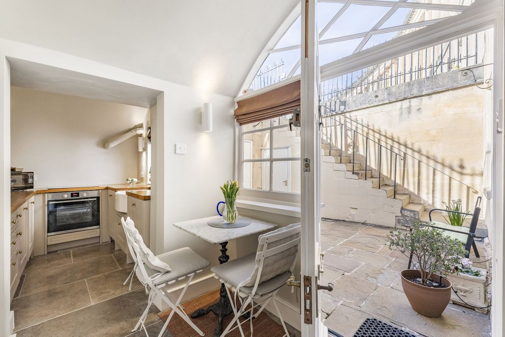 Property photo 3 of 12 Lower Entrance Lobby