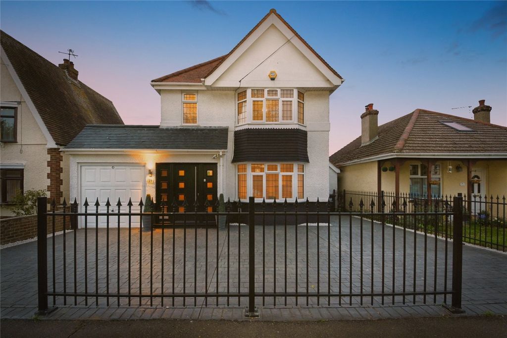 Property photo 1 of 18 Front